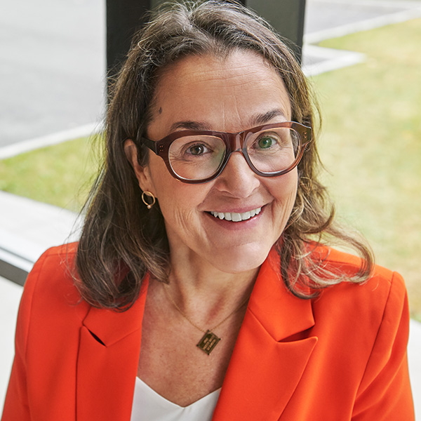 Annick Lambert