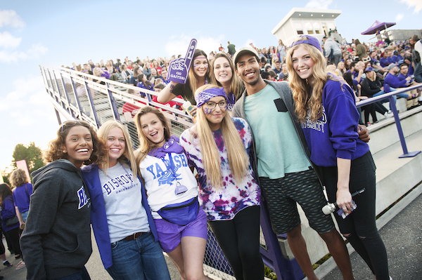 A group of students enjoying a Gaiters game in coulter field.