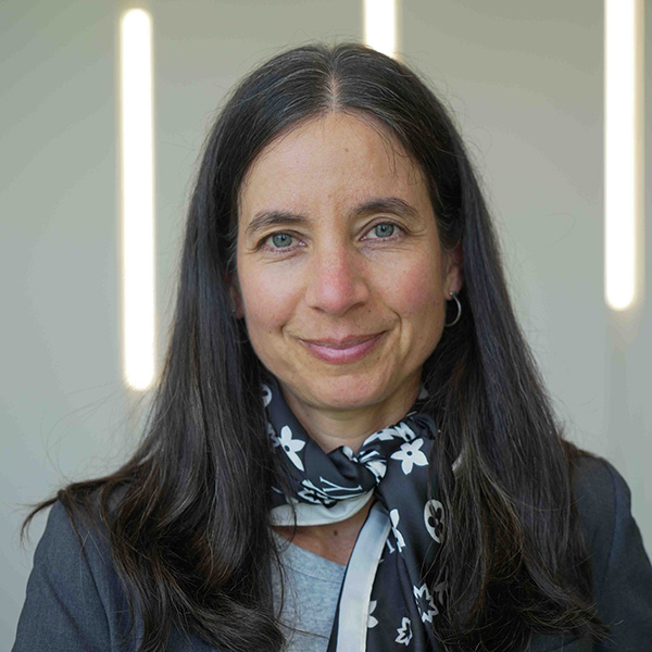 Dr. Anabel Quan-Haase