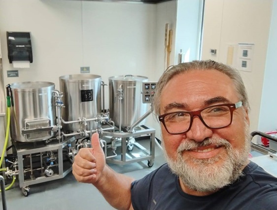 Dr. Franz Berbert Ferreira: Extracting Essential Oils from Hops