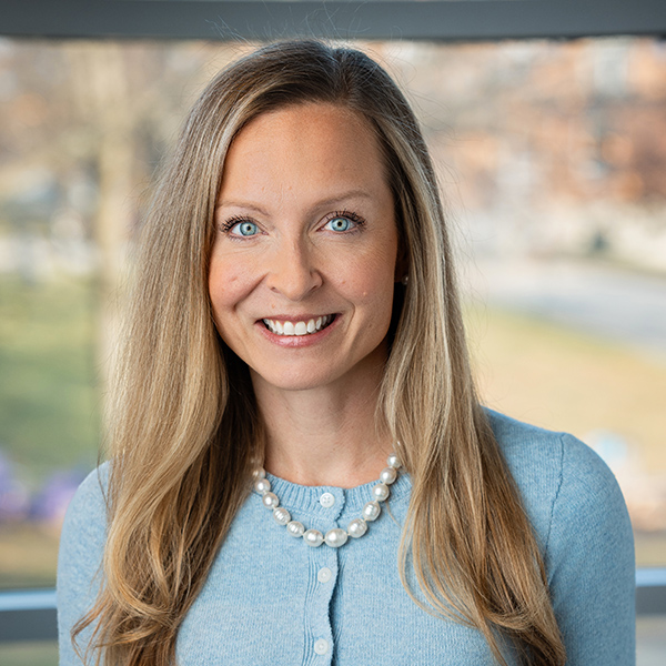 Dr. Jessica Riddell