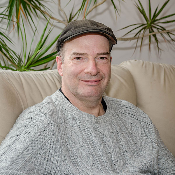 Dr. Peter Webb
