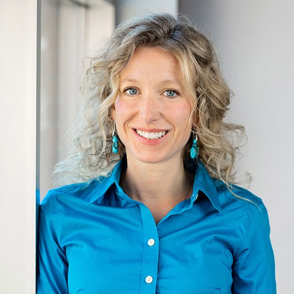 Dr. Sarah-Myriam Martin-Brûlé