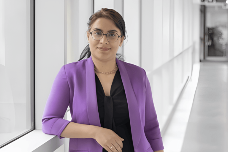 Dr. Somayeh Soomandar Post-Doc at Bishop’s University: Discovery and modeling of exotic close binary systems
